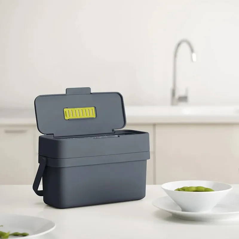 Cleanil Compo 4 Food VB 003161 afvalemmer 4 liter zwart